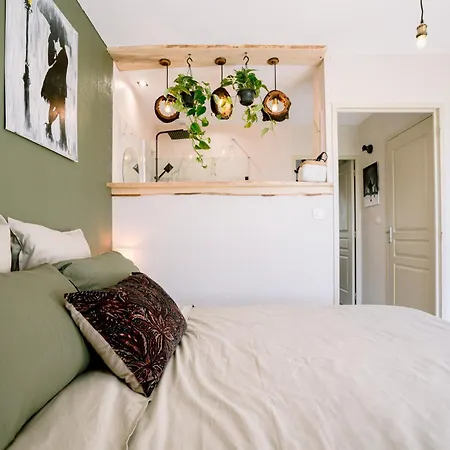 Vue Sur Le Golf Chez Les Grats-piscine-clim Rivières