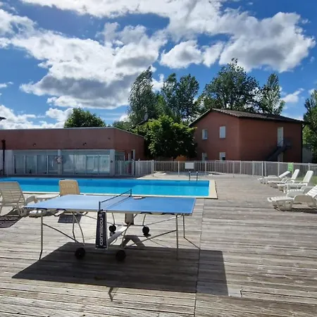 Vue Sur Le Golf Chez Les Grats-piscine-clim * Rivières