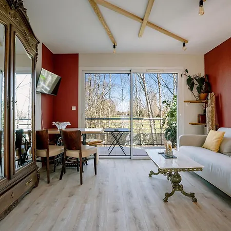 Vue Sur Le Golf Chez Les Grats-piscine-clim 아파트 *
