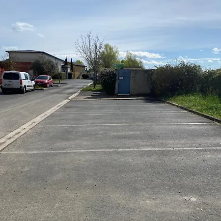 Vue Sur Le Golf Chez Les Grats-piscine-clim