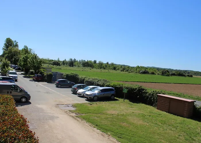 Vue Sur Le Golf Chez Les Grats-piscine-clim דירה *