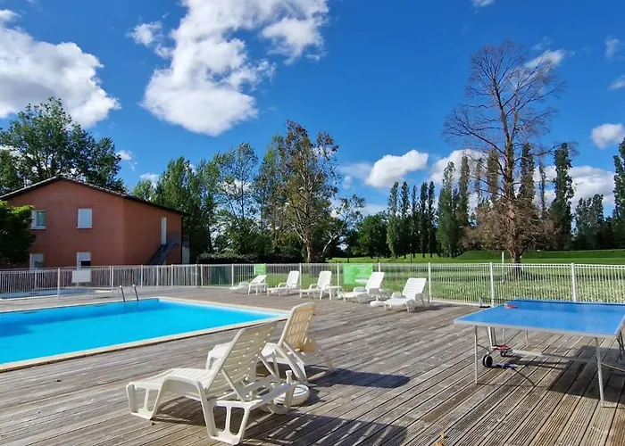 Vue Sur Le Golf Chez Les Grats-piscine-clim דירה