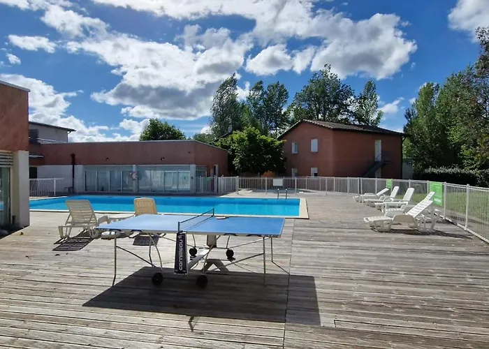 Vue Sur Le Golf Chez Les Grats-piscine-clim * Rivières
