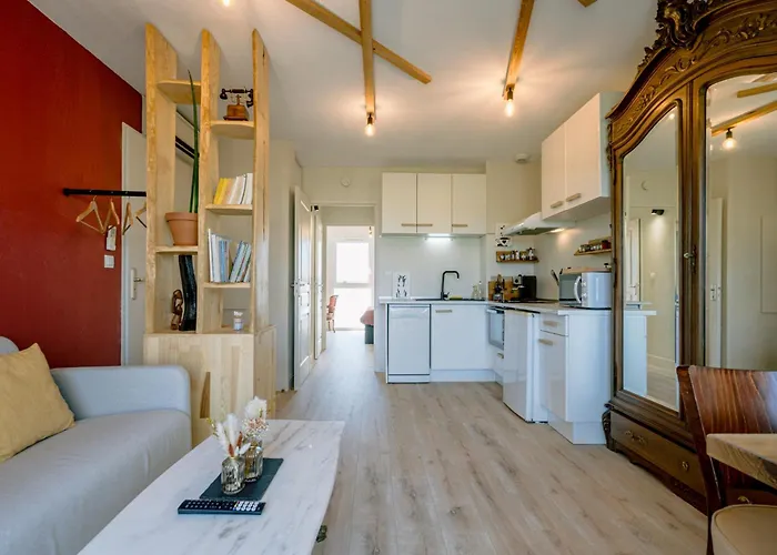 Vue Sur Le Golf Chez Les Grats-piscine-clim *